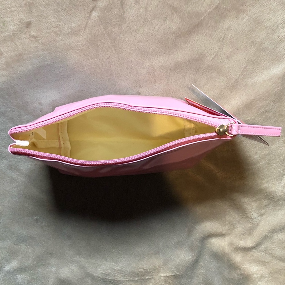 ❌❌SOLD❌❌NEW Cosmetic Bag w/ travel size items - Picture 3 of 8